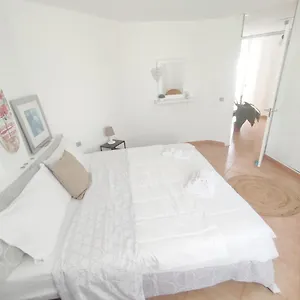 https://aromas-del-mar.in-canary-islands.com