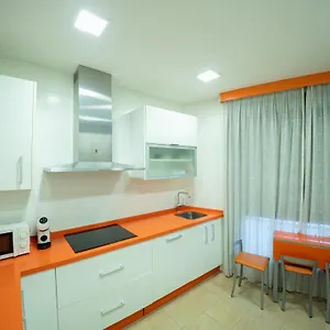 https://apartamento-valdespino-terraza-frondosa.hotelsincadiz.net